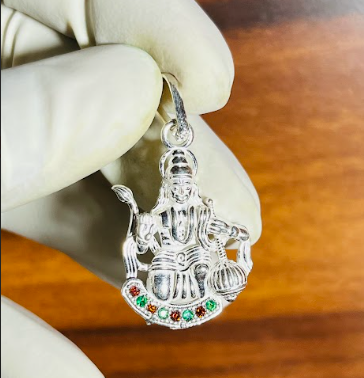 🔱 Veer Hanuman Tricolor Pendant – Pure Silver | Seated Pose with Gada & Scripture