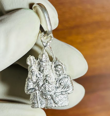 👨‍👩‍👦‍👦 Shiv Parivar Pendant – Pure Silver | Complete Divine Family of Shiva, Parvati, Ganesh & Kartikeya
