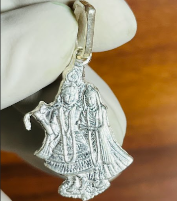 💞 Radha Krishna Bansuri Pendant – Pure Silver | Eternal Divine Love